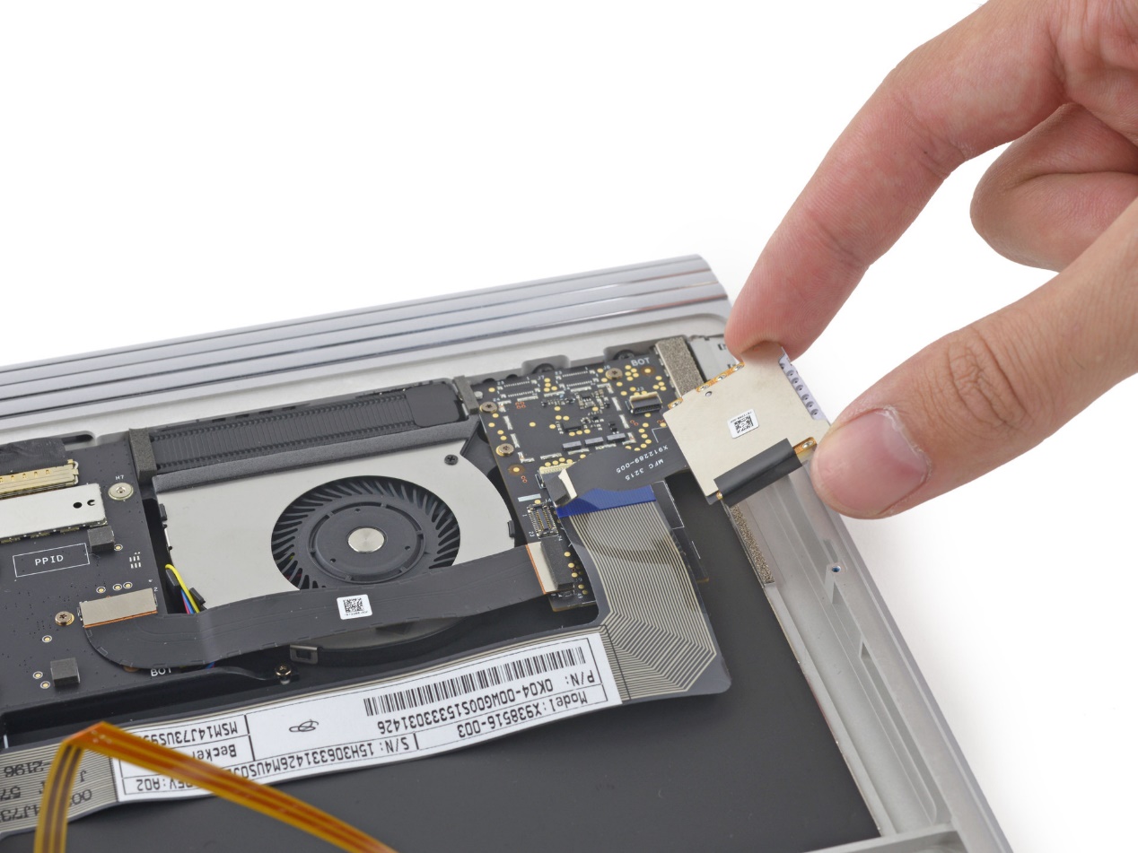 微软也有黑科技——Surface Book详细拆解