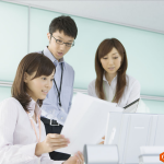 怎么给 PPT 加 logo?相信大家都会,但是怎么给大量的PPT上都加上logo呢?-利剑分享-科技生活